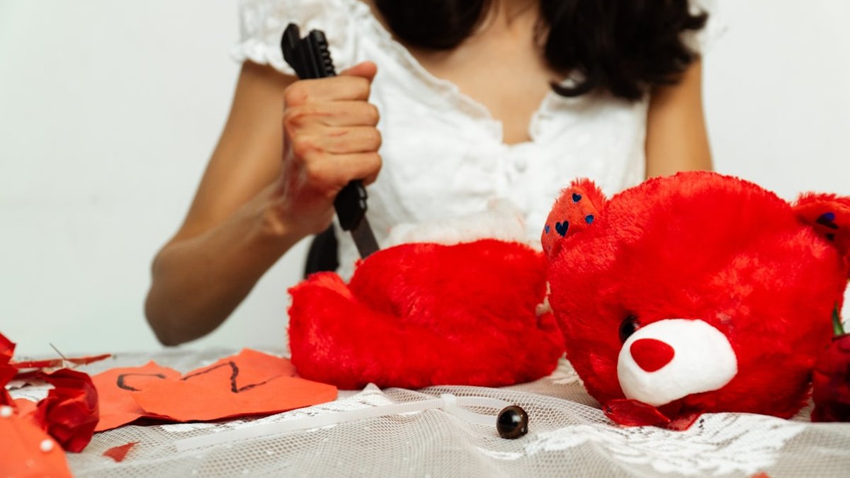Affordable Divorce Checklist for Low-Income Households