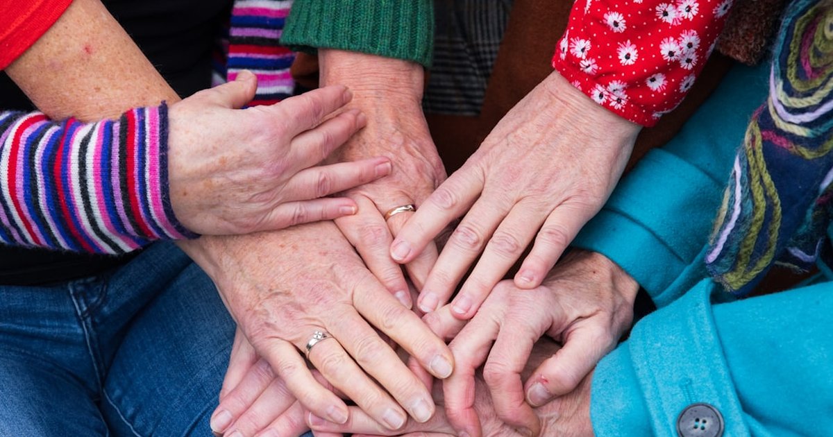 Joint Charitable Giving: Maximize Tax Savings and Protect Assets